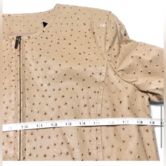 Get Dana Buchman Womans Jacket Tan Lamb Leather Jacket Size M Brown - Picture 7 of 13